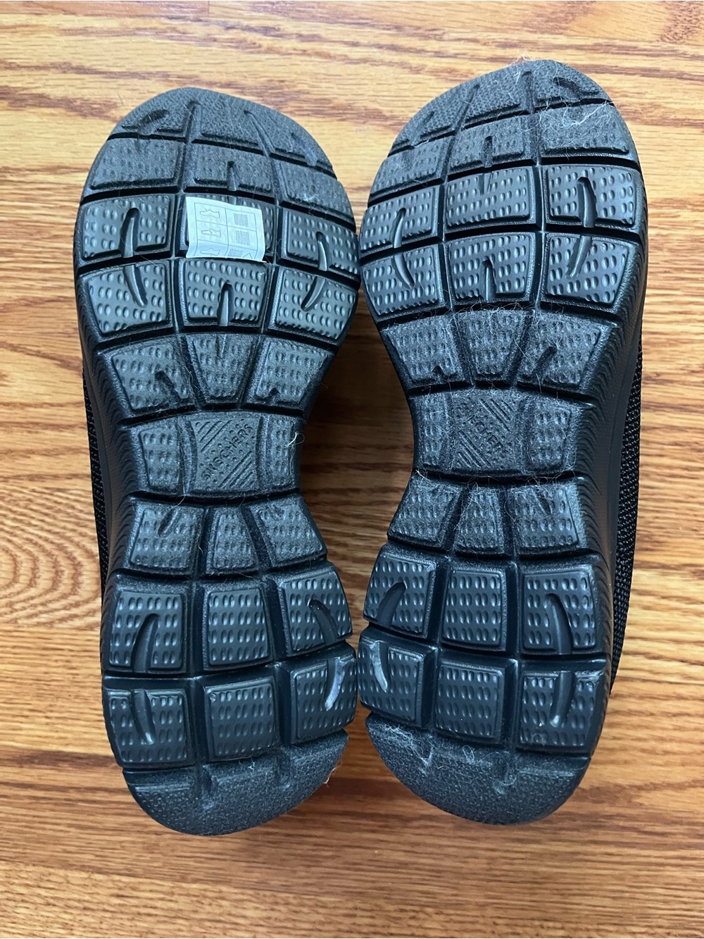 Sketchers Slip On Memory Foam Sneakers - Picture 4 of 6